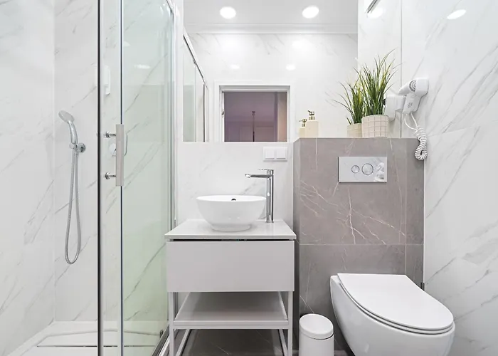 Apartment Mennica 4*